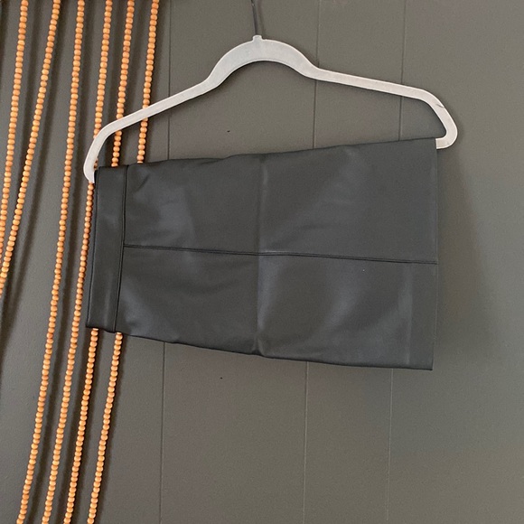 Gentle Fawn Dresses & Skirts - Leatherette 🤟🏻Mini Skirt
